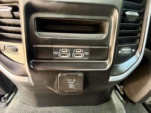 Used 2022 RAM 1500 Big Horn AWD/4WD image 25