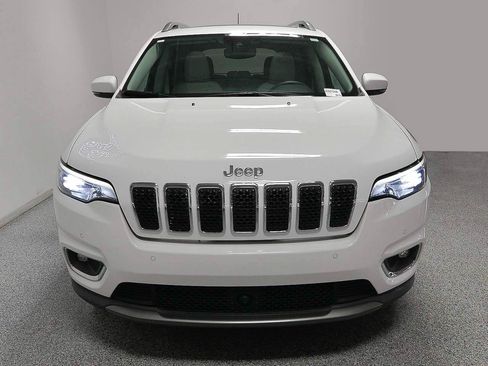 Used 2019 Jeep Cherokee Limited w/ Luxury Group FWD image 2