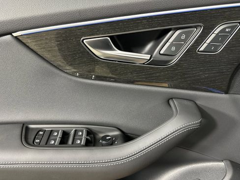 New 2026 Audi Q8 Premium Plus image 10