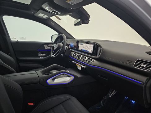 New 2026 Mercedes-Benz GLE 450 4MATIC Coupe image 12