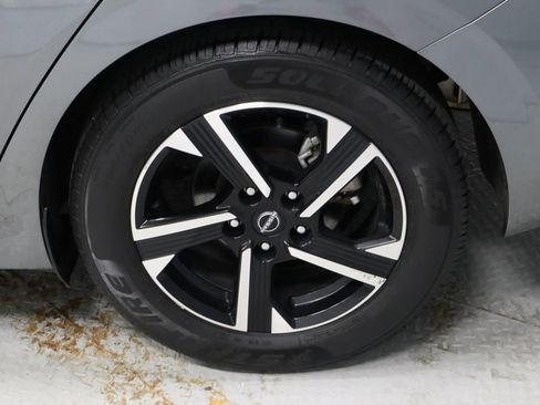 Certified 2024 Nissan Sentra SV FWD image 18