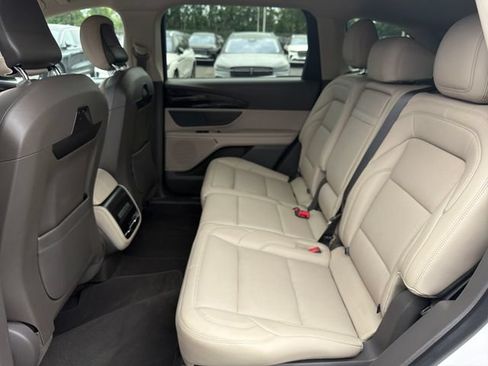 Certified 2024 Lincoln Nautilus Premier AWD/4WD image 29
