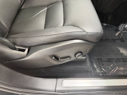 Used 2024 Volvo XC90 T8 Plus AWD/4WD image 31