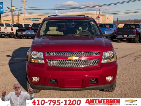 Used 2013 Chevrolet Suburban LTZ image 8