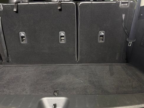 Used 2022 Nissan Pathfinder SL w/ SL Premium Package image 28