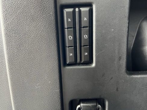 Used 2023 Lincoln Navigator Reserve image 30