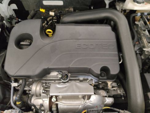 Used 2023 Chevrolet Equinox LT FWD image 30