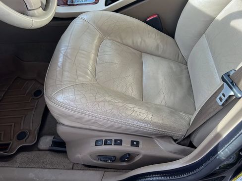 Used 2008 Volvo XC70 3.2 image 38