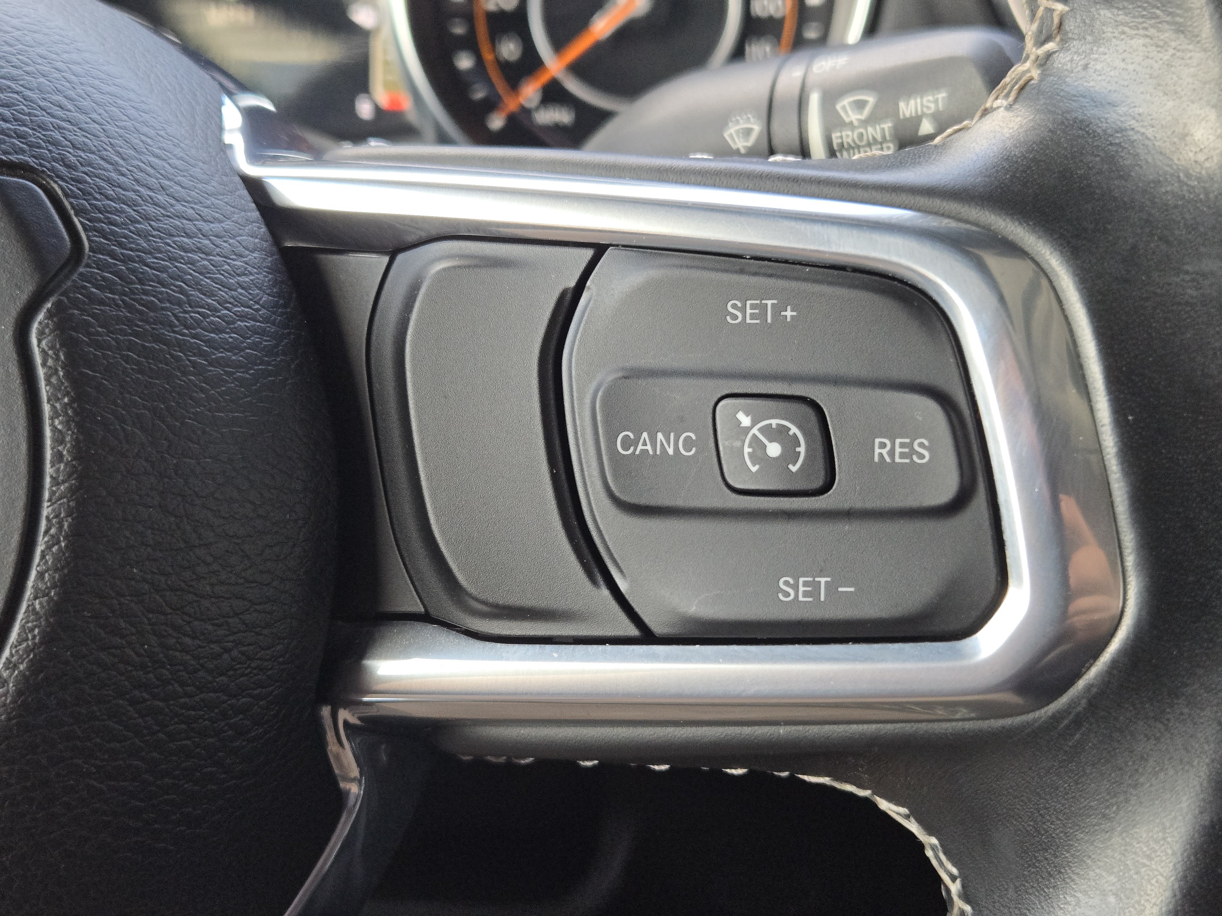 Used 2022 Jeep Gladiator Overland w/ Popular Equipment Package AWD/4WD image 30