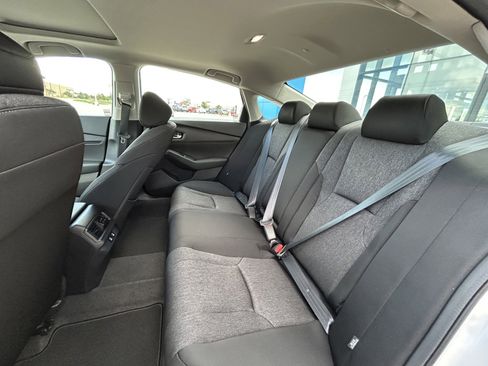 New 2025 Honda Accord SE image 12