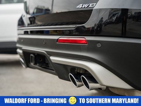 Certified 2025 Ford Explorer Platinum w/ Ultimate Package image 7