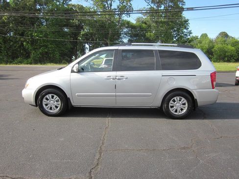 Used 2012 Kia Sedona LX w/ PWR Pkg FWD image 1