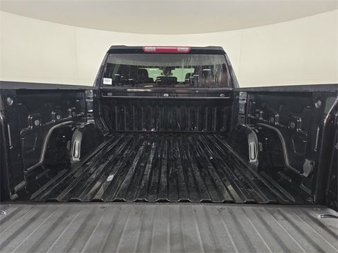 Used 2023 Chevrolet Silverado 1500 LT image 9