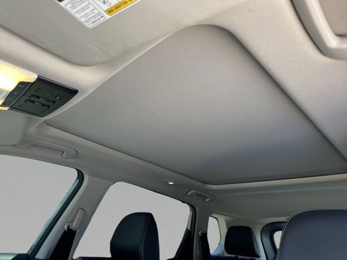 Certified 2021 Nissan Rogue SL FWD image 23