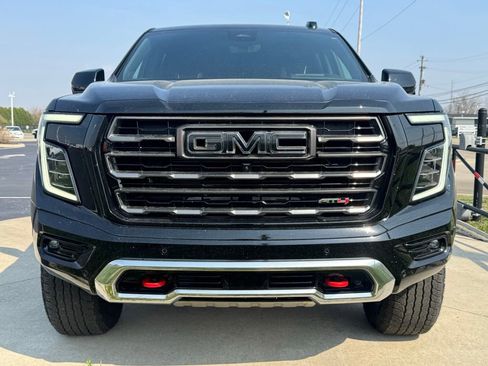 Used 2025 GMC Yukon XL AT4 Ultimate w/ LPO, Illumination Package image 2