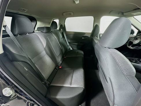 Used 2021 Nissan Rogue SV image 25