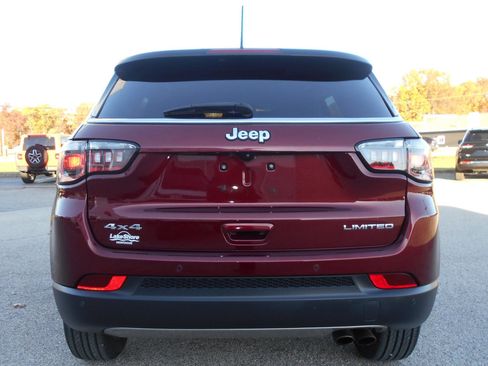Certified 2022 Jeep Compass Limited image 27