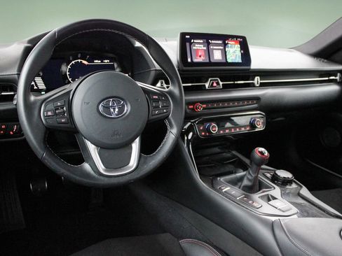 Used 2026 Toyota Supra w/ Driver Assist Package RWD image 17