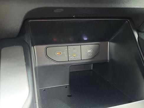 Certified 2024 Kia Sorento LX FWD image 25