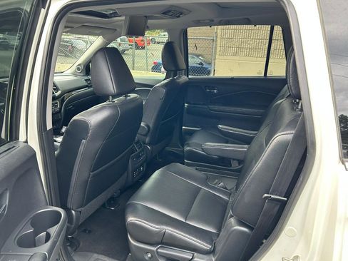 Used 2016 Honda Pilot Elite image 14