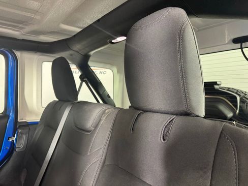 Used 2022 Jeep Wrangler Unlimited Sport w/ Xtreme Recon 35" Tire Package image 20