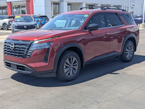 New 2026 Nissan Pathfinder SV FWD image 5