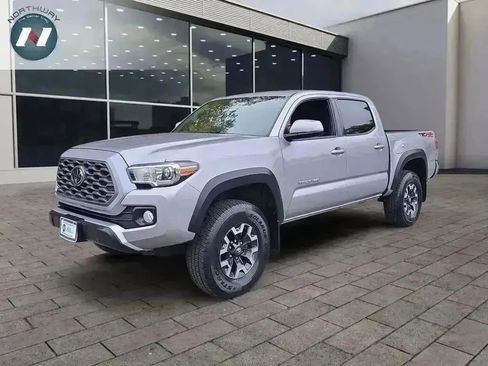 Used 2021 Toyota Tacoma TRD Off-Road image 1