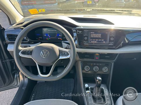Used 2022 Volkswagen Taos S FWD image 17