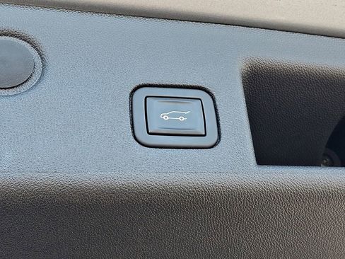 Certified 2023 Chevrolet Equinox RS image 31