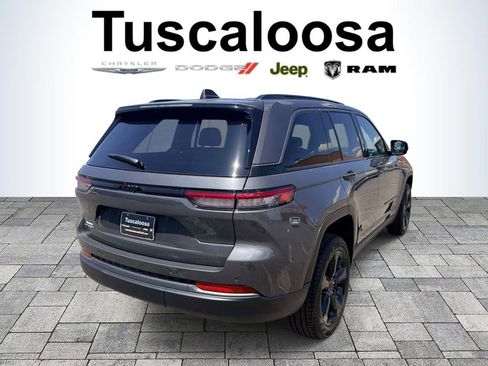 New 2026 Jeep Grand Cherokee Limited w/ Limited Altitude Package RWD image 7