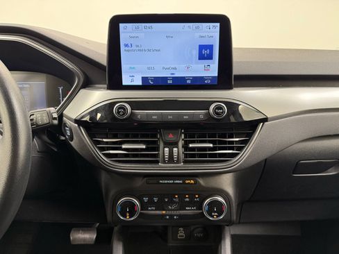 Used 2025 Ford Escape Active FWD image 24