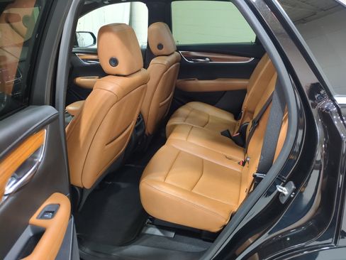 Used 2020 Cadillac XT5 Premium Luxury w/ LPO, Floor Liner Package AWD/4WD image 14