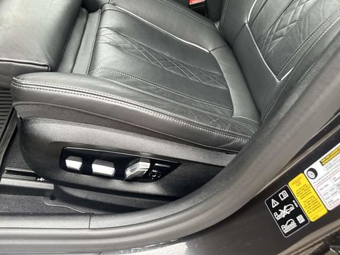 Used 2021 BMW M550i xDrive w/ Premium Package AWD/4WD image 26
