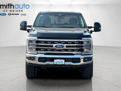 New 2026 Ford F350 Lariat w/ Tremor Off-Road Package