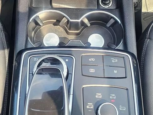 Used 2018 Mercedes-Benz GLS 550 4MATIC image 37