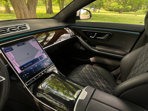 Used 2023 Mercedes-Benz S 580 4MATIC Sedan image 19