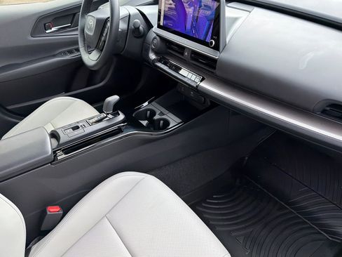 Used 2026 Toyota Prius XLE image 14