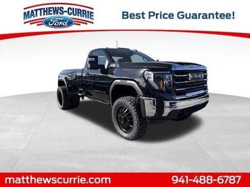 Used 2024 GMC Sierra 3500 SLE w/ SLE Convenience Package image 1