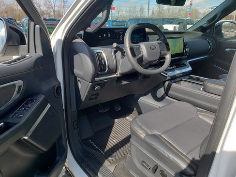 New 2026 Ford Expedition Tremor image 5