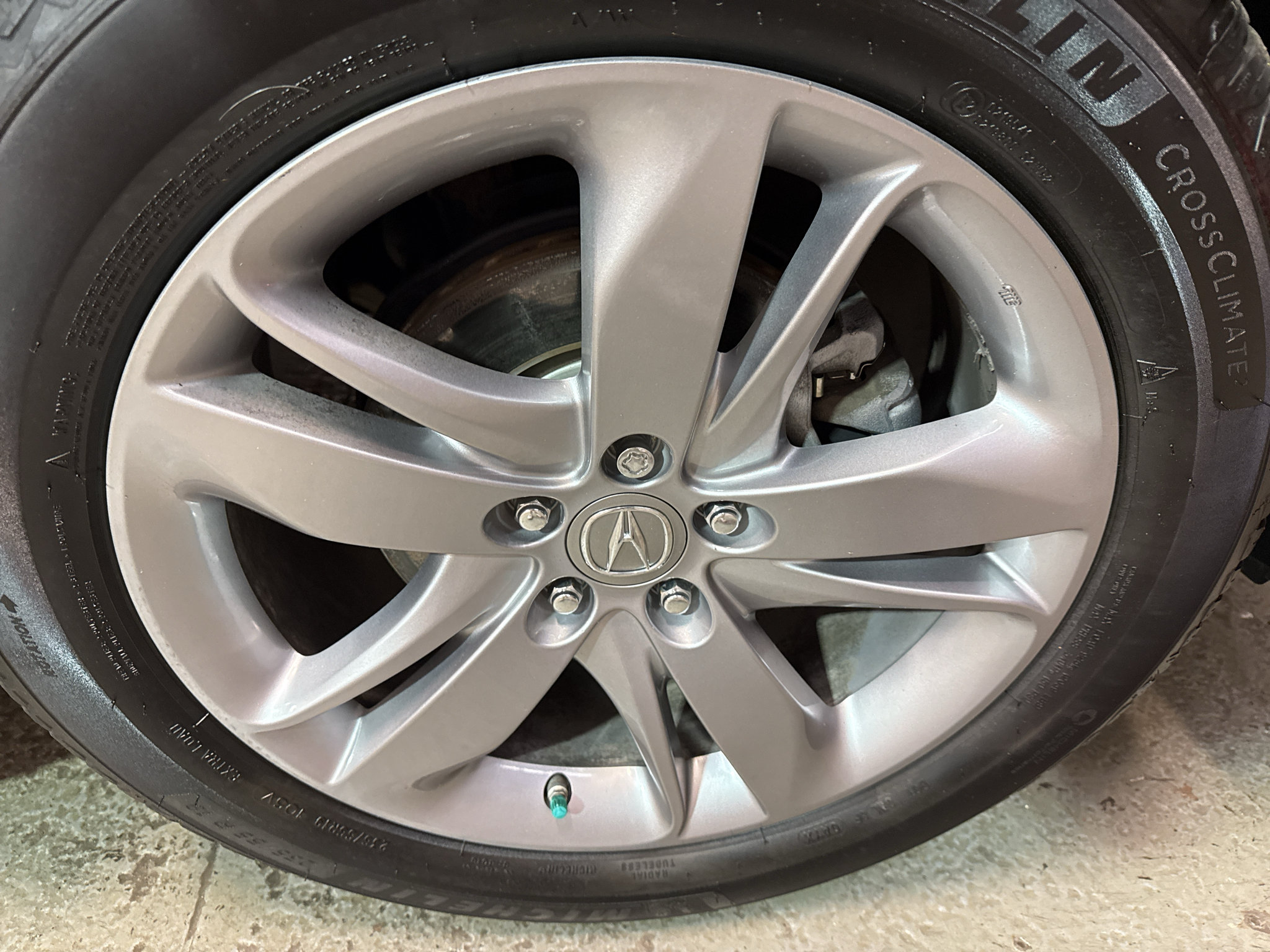 Used 2019 Acura RDX AWD/4WD image 38
