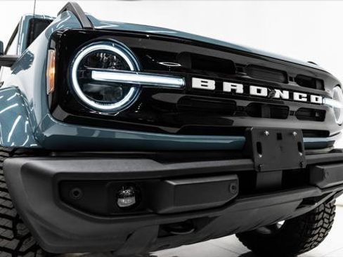 Used 2023 Ford Bronco Outer Banks image 26