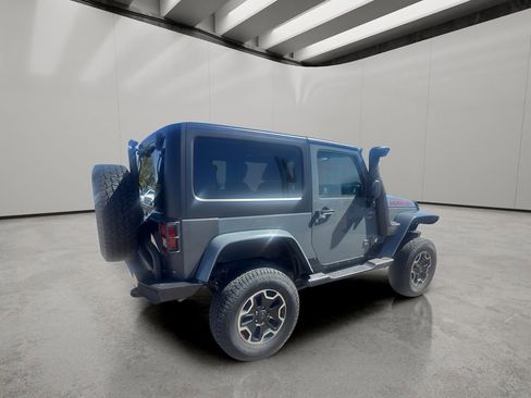 Used 2013 Jeep Wrangler Rubicon AWD/4WD image 11