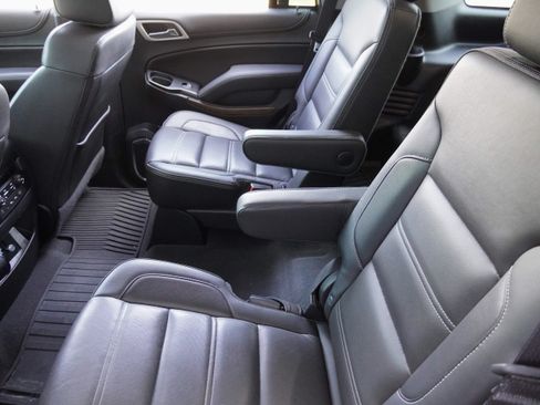 Used 2020 GMC Yukon Denali w/ Denali Ultimate Package AWD/4WD image 35