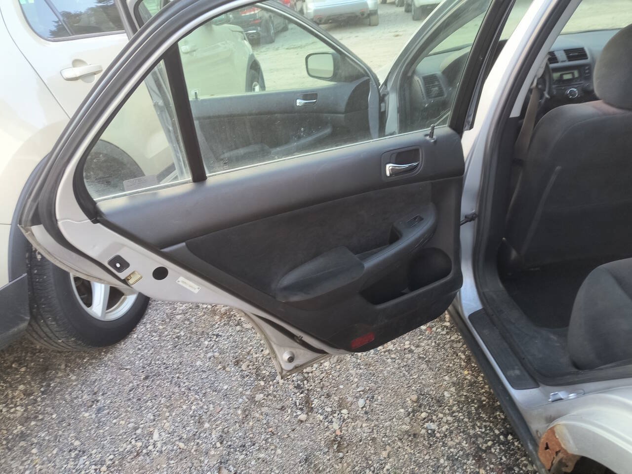 Used 2003 Honda Accord LX image 22