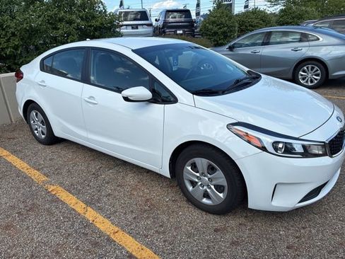 Used 2018 Kia Forte LX FWD image 3
