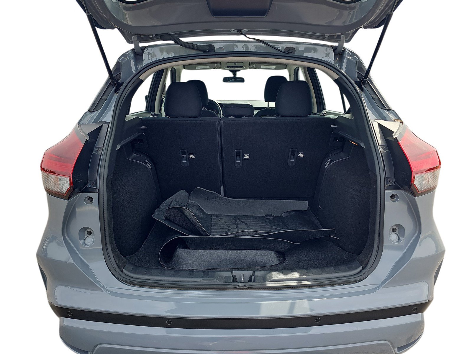 Used 2024 Nissan Kicks SV FWD image 27