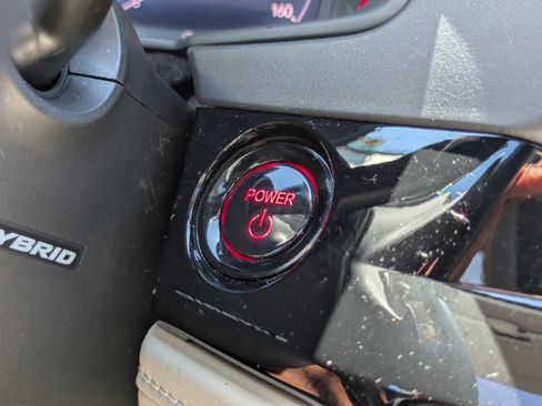 Certified 2025 Honda Accord EX-L image 35