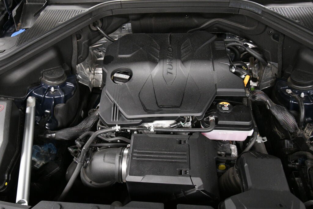 Used 2025 Genesis GV80 2.5T Standard AWD/4WD image 37