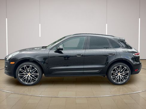 New 2026 Porsche Macan AWD/4WD image 2