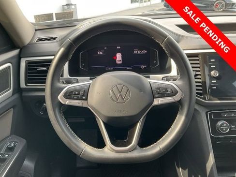 Used 2023 Volkswagen Atlas SE w/ Black Wheel Package image 11